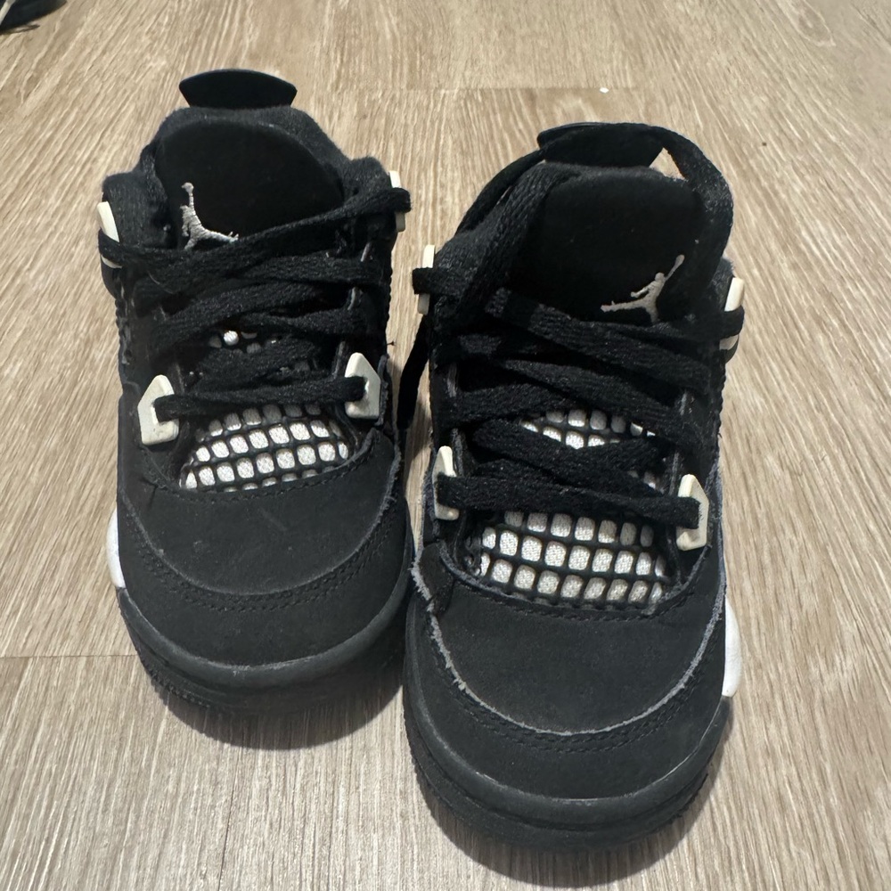 Jordan Kids Black and White Sneaker